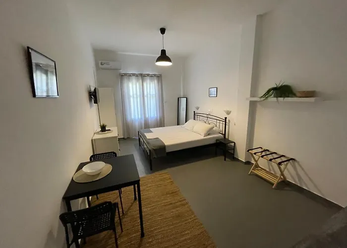 Daire Spanos - Panteli