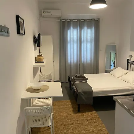 Apartment Spanos - *